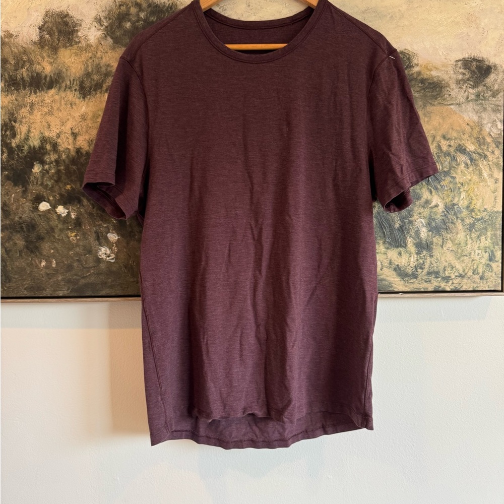 lululemon athletica Men's Maroon Short Sleeve Tee